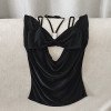 Haut 2 en 1 noir avec détails drapés et ornement strass