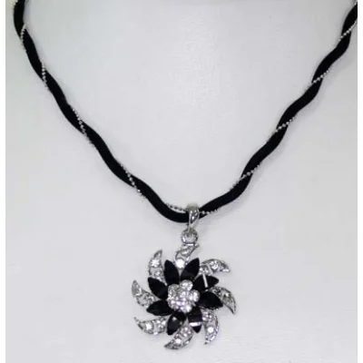 Collier Fleur Spirale