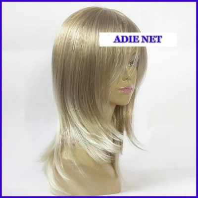 Superbe Perruque Blonde